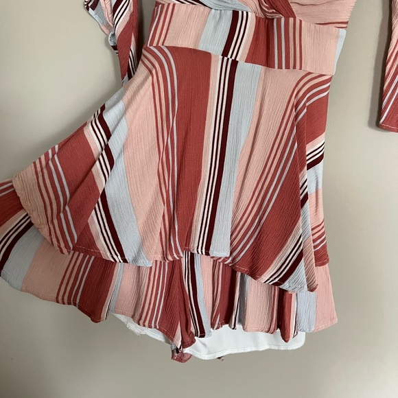 Patterned romper - Picture 2 of 4